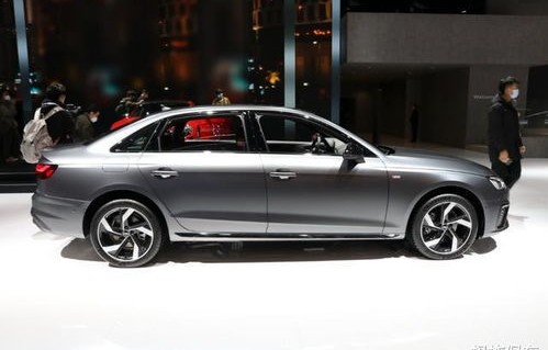 奥迪a4l2023款最新款价格及图片(奥迪a42020款价格表)