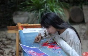 李子柒非遗中国年封面，传统文化的现代诠释