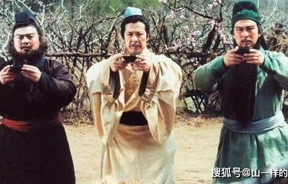 短剧下山后,我成为四位师姐的宝——八十一集的传奇故事