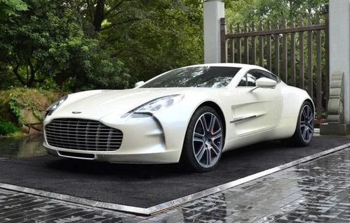 阿斯顿马丁最贵的一款(阿斯顿马丁最贵的一款one77)