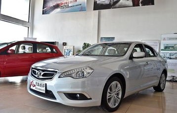 北汽绅宝x25(绅宝d70)