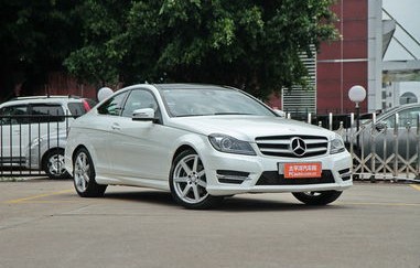 奔驰c180图片(奔驰c180图片大全大图)