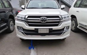 2023兰德酷路泽5700(2023兰德酷路泽5700顶配落地价)