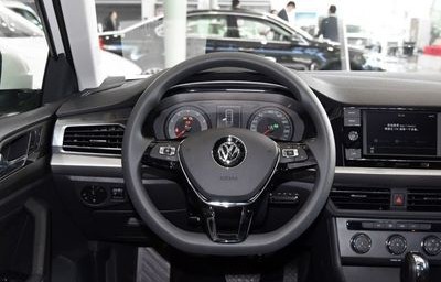 大众朗逸2022款图片(大众朗逸2022款图片及价格大全)