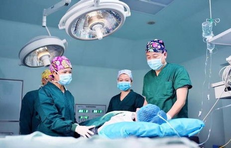 36岁女子高血压意外查出怀孕34周，生命的奇迹与健康挑战