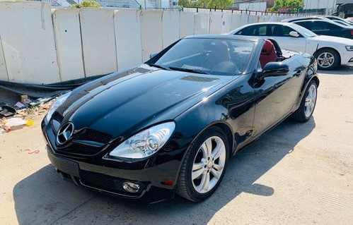 奔驰slk200敞篷报价(奔驰slk300敞篷报价)