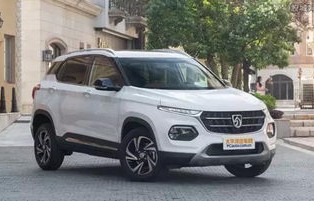 宝骏510图片(老款宝骏510图片)