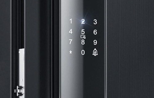 智能门锁咬人事件频发，安全与便利的双重思考