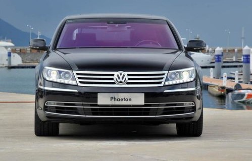 辉腾2023年新款价格多少(辉腾2023年新款价格多少奔腾b70)