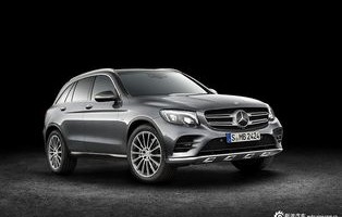 奔驰glc车型大全和价格(24款e300l奔驰价格及图片)