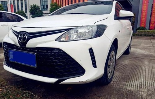 丰田威驰图片大全(丰田威驰图片大全价格)