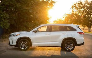 丰田汉兰达5座报价(丰田汉兰达5座报价图片参数)