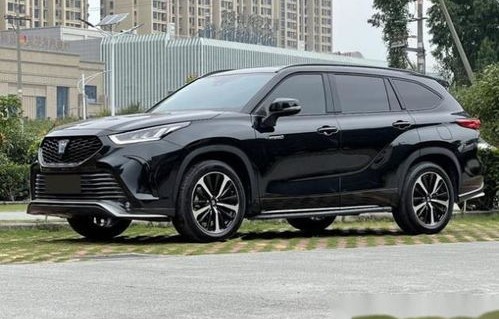 一汽丰田皇冠陆放suv22款(一汽丰田皇冠陆放2021款suv)