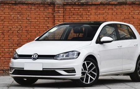 高尔夫为什么又小又贵(高尔夫为什么又小又贵呢)