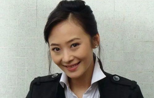 揭秘95后男星与一线女友的瓜，绯闻背后的故事