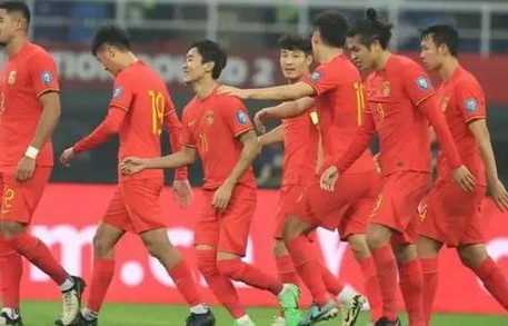 国足首发名单揭晓，首次无归化球员的独特阵容