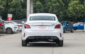 名爵mg5报价(名爵mg5报价及图片大全)