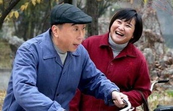 李蠕蠕在奇葩说舞台后的波折，差点被电视台开除的背后故事