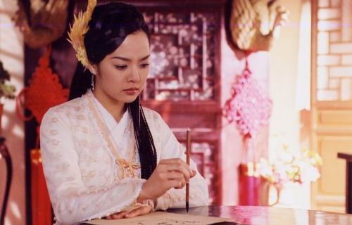 短剧我靠躺平母仪天下——躺平之路上，如何母仪天下