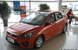 2021款福克斯两厢(2021款福克斯两厢下摆臂)