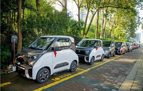 上汽通用五菱宏光新能源汽车价格(上汽通用五菱宏光新能源汽车价格宝骏)