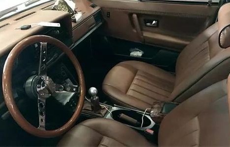 桑塔纳老款(桑塔纳老款旅行版)