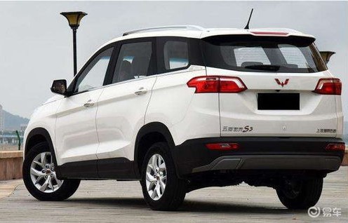 五菱星辰suv2022款价格及图片(五菱星辰suv2022款价格及图片五菱星辰销量排行榜)