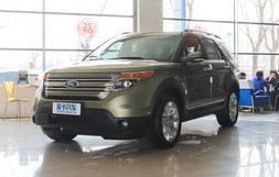 福特轿车有哪几款价格(福特轿车有哪几款价格最低)