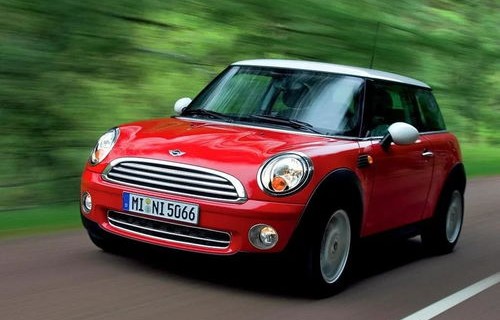最小国产迷你小汽车(最小国产迷你小汽车图片)