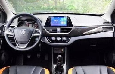 5万块钱可以买什么车(5万块钱买什么车合适)