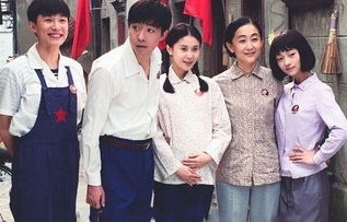 短剧妈妈再爱我一次，七十年集的深情演绎