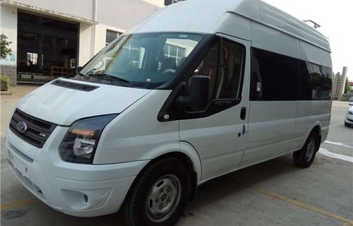 全顺自动挡上市7座(全顺最新版自动挡房车汽油车)