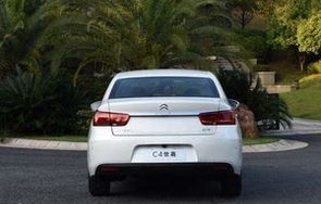 雪铁龙c4(雪铁龙c4图片及价格)