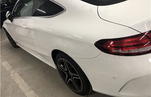 奔驰coupe轿跑(奔驰coupe轿跑c260)