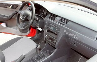 斯柯达小型车(斯柯达小型车内部按键作用)