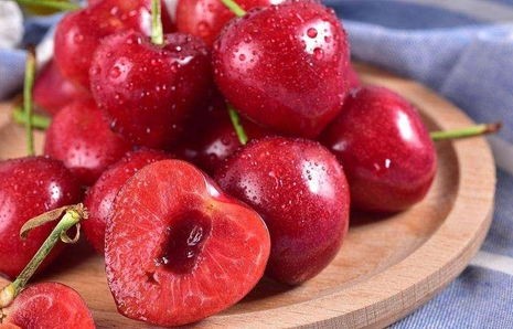 车厘子价格跌破10元，市场新动向与消费者福音