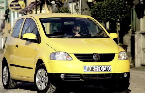 上海大众迷你小汽车(大众小型迷你轿车)