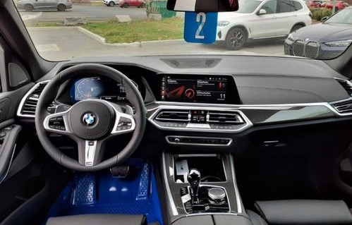 宝马x5现在多少钱(宝马x5现在多少钱2023款的)