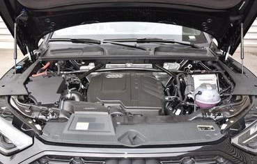 奥迪q5l最新落地价(奥迪Q5l最新落地价22万)