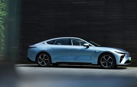 宝马新能源汽车价格表(宝马电车20万左右)