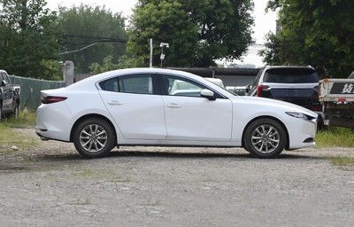 马自达3自动挡多少钱(马自达马三自动挡质量怎么样)