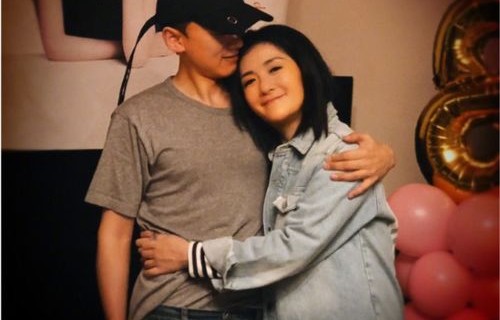 张杰谢娜携手回应婚变传闻，爱，经得起风风雨雨