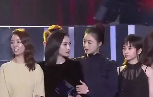 大小S、具俊晔、陈建州与范玮琪的合照，娱乐圈的友情与交集