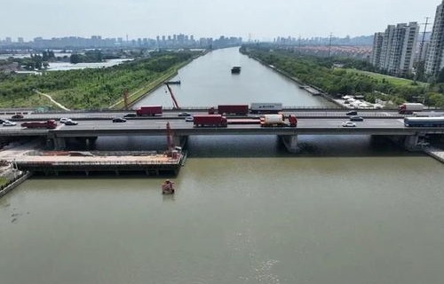 太平洋数码网，连接数字世界的桥梁