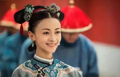 短剧小丫鬟升职记——百集职场成长之旅