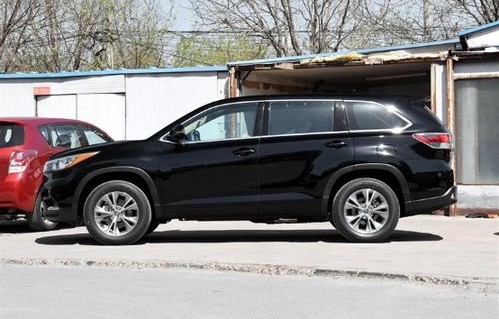 丰田汉兰达7座图片(丰田汉兰达suv车型大全七座多少钱)