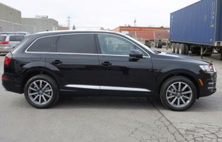 全新奥迪q7价格及图片(全新奥迪q7价格及图片浅绿色内饰)