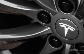 特斯拉新款modelx(特斯拉新款modelx怎么开启自动驾驶)