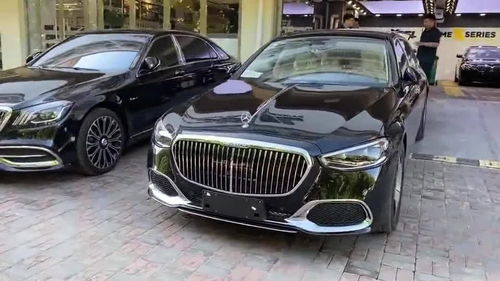 奔驰和迈巴赫怎么区分(迈巴赫) 奔驰和迈巴赫怎么区分(迈巴赫)