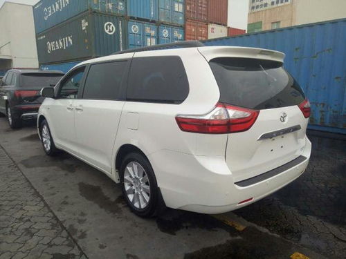 塞纳2021款报价及图片(塞纳价格及图片)